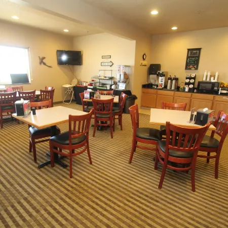 Bowman Inn and Suites
