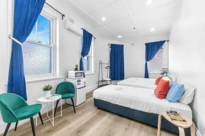 Stay Today Hostel Hotel berhampiran Grumpy Bean Cafe