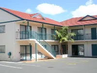 Academy at Botany Motor Inn Hotels near Howick