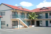 Academy at Botany Motor Inn Hotels near NZH NATURAL PRODUCTS(东区店)