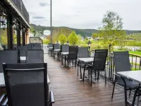 Hotel Restaurant Zum Valwiger Herrenberg Hotels in Valwig