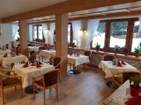 Landhaus Klausnerhof Hotel Garni فنادق في Gemeinde Seefeld in Tirol