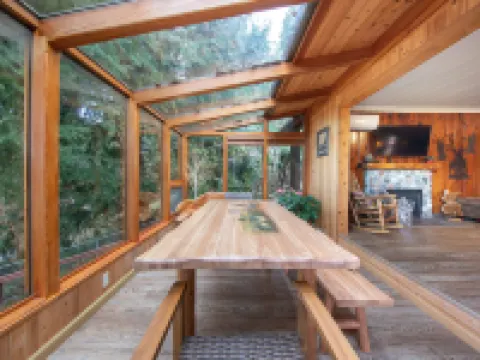 Koi Story Cabin Hotels in Maple Valley