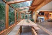 Koi Story Cabin Hotels in Maple Valley
