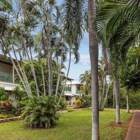 Cable Beachside Villas