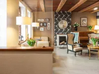 薩那洛扎飯店 托倫住宿飯店
