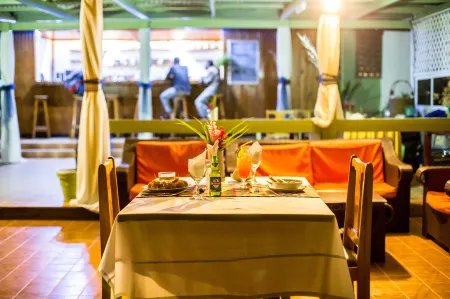 Picard Beach Cottages Отели в г. Paix Bouche