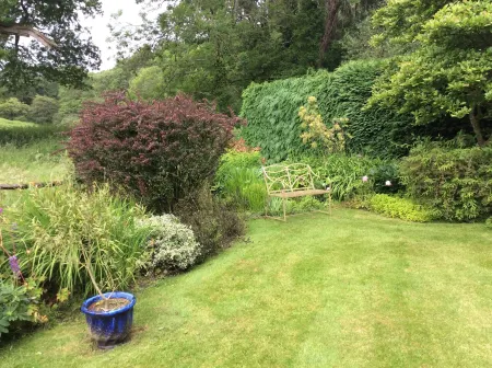 Bridge Cottage Отели в г. Кокинг