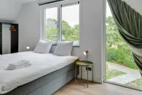 Great Holiday Home Energy Neutral on Texel With Sauna and sun Shower - 4-Star
