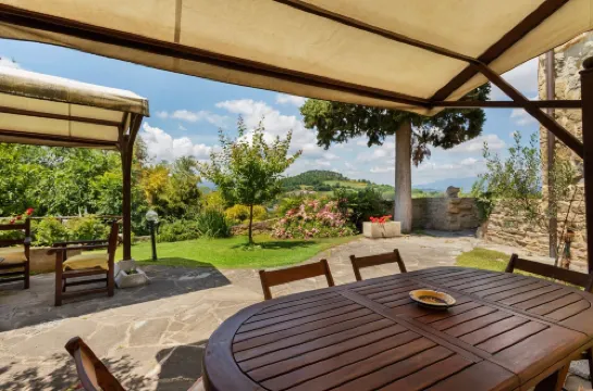 Rustic Holiday Home in Città di Castello with Swimming Pool