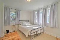 Walk to Beach! Sodus Point Escape w/ Private Yard - Homestays