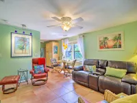 Vibrant Rockledge Home ~ 2 Mi to Cocoa Village! Hotels in Rockledge