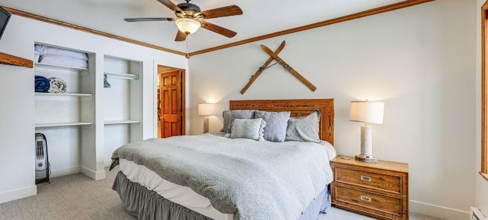 Brian Head Condo w/ Pool Access - Steps to Resort! Hotels in Brian Head