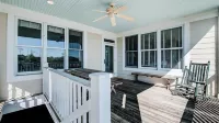 Delightful, Low Country Home With Dock On Debordieu Channel 4 Bedroom Home by Peace Vacations - Bintang 4