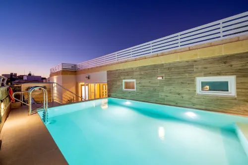 C4 Retreats Gozo - piscina