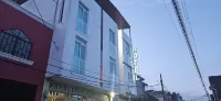 Hotel & Suites Punto Oriente Hotels in Tonala
