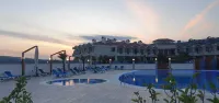 Flora Hotel Hotels in Güneyli