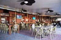 Peppermill Inn Motel - Bữa sáng