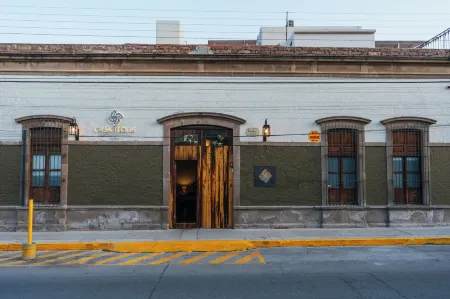 Hotel Casa Tequis San Luis Potosi Отели рядом с достопримечательностью «CASA M»