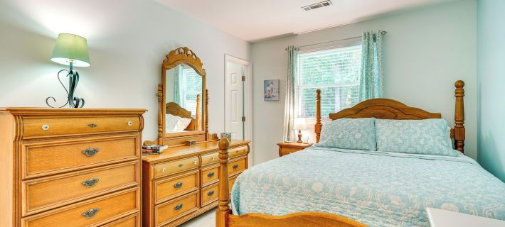 Cozy Goose Creek Escape w/ Patio & Grill Hotéis em Berkeley County