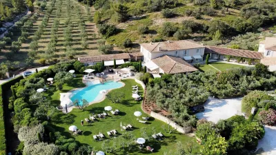 Mas de l Oulivie Hotels in Les Baux-de-Provence