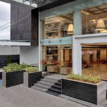 Ginger Kochi MG Road Отели рядом с достопримечательностью «Остров Болгатти»