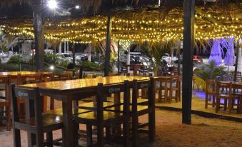 Azul Hotel & Restaurante