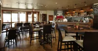 Brasada Ranch - bar