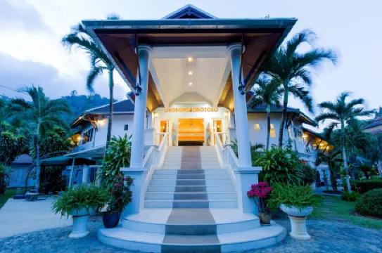 Serenity Lakeside Resort