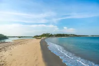 Ocean Cottage Hotels in Kalametiya