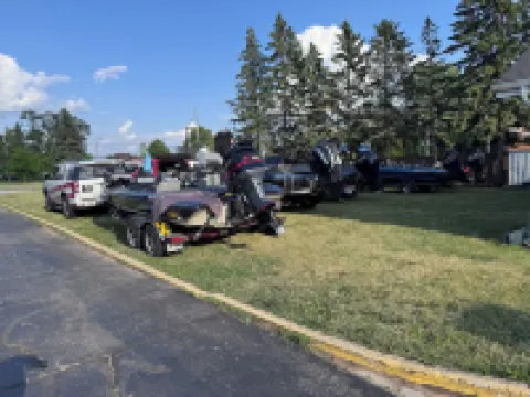 Pinconning Trail Inn Motel