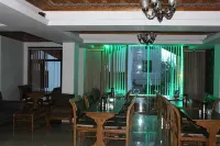 Hotel Riviera Hotels in Srinagar