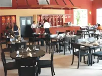 Howard Johnson Pilar Resort Spa & Convention Center - Завтрак