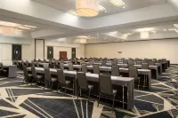 DoubleTree by Hilton Richmond - Midlothian - parking