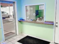 Holiday Motel Hotels in Springhill