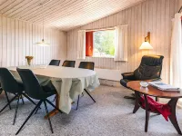 6 Person Holiday Home in Dannemare