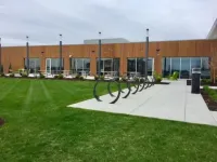 NEW Sleek, Contemporary Home Near Med School 조플린 호텔