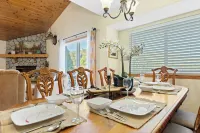 Alpine Retreat w/ Private Deck, Views, Outdoor Dining Alpen Drive by Avantstay