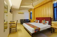 Hotel Vasundhara Grand