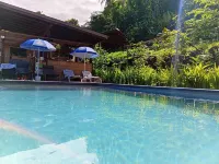 Fare Atihau Vairao Hotels in Afaahiti