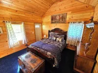 Newly Renovated Farm House with Lake View