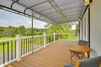 Fire Pit + on-Site Pond: Hudson Valley Home! - balcon