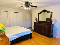 Charming 3-bedroom house with fitness room and WiFi in lovely Georgetown Hotels in Georgetown