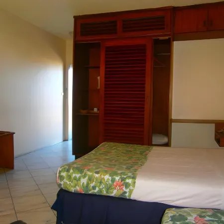 Southern Cross Hotel Fiji
