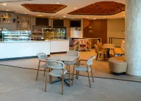 Hilton Garden Inn Brussels Airport - bar