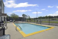 Sonesta Essential Hotels & Suites Kansas City Blue Springs Hotels in Jackson County