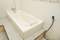 Sutan Raja Villa Kuningan Hotels in Beber