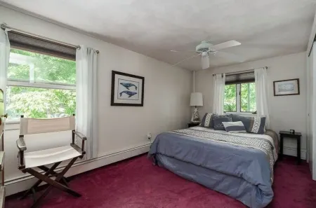 Walk to Good Harbor and Long Beach -Vacation Home