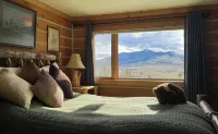 Blue Mountain Bed and Breakfast - balcony