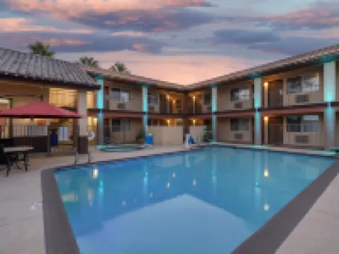 ベストウェスタン デザート ウィンズ モハーベのホテル